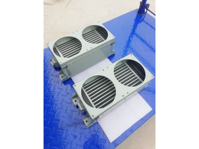 機箱散熱器（尺寸：335×147×128mm）